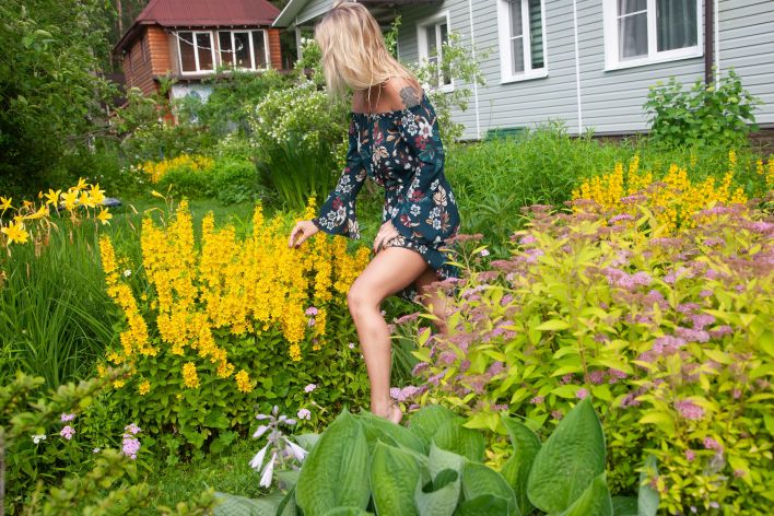 Sarika in Naked Woman. Эскиз 3