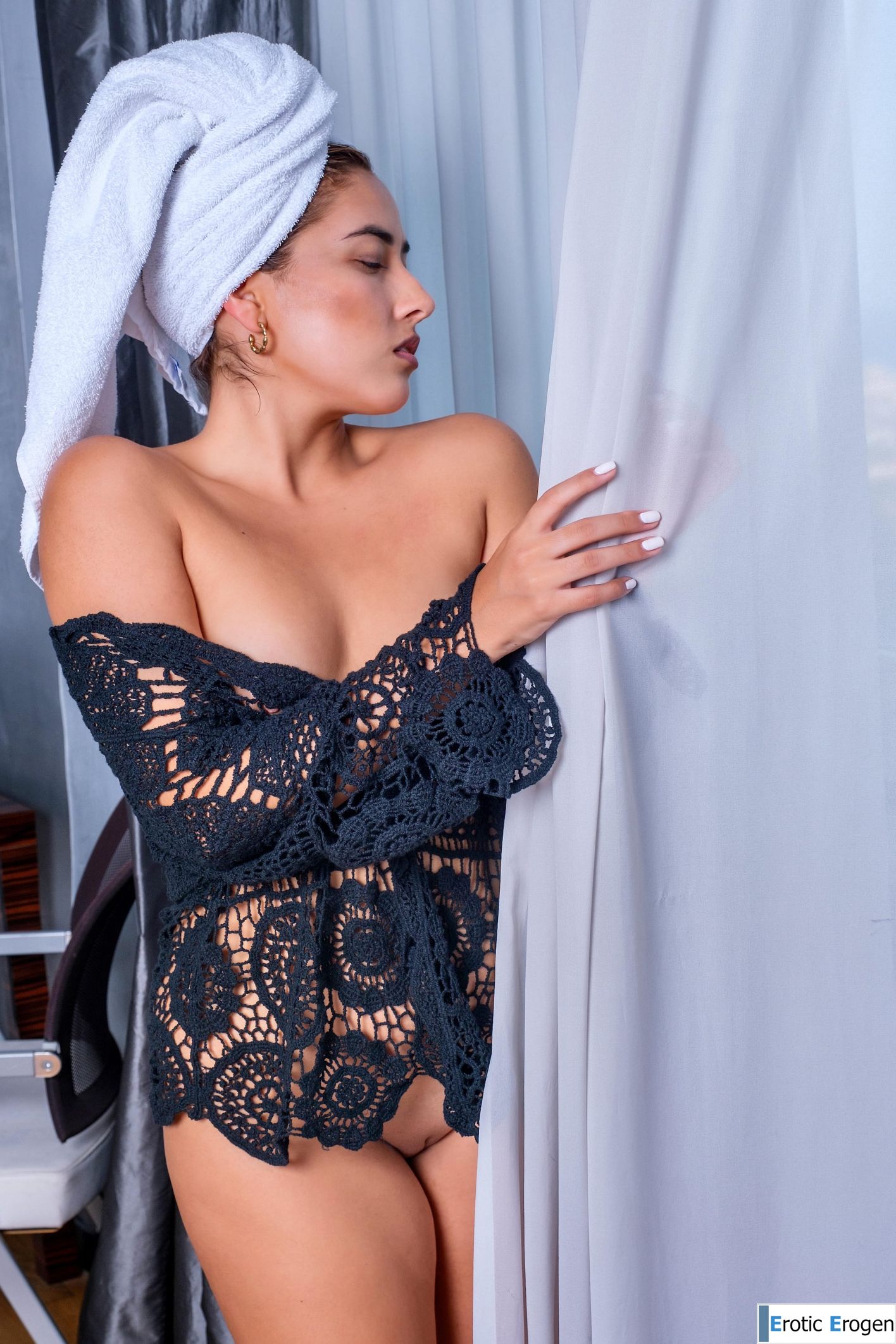 Squirrel in Naked Woman. Фото 5