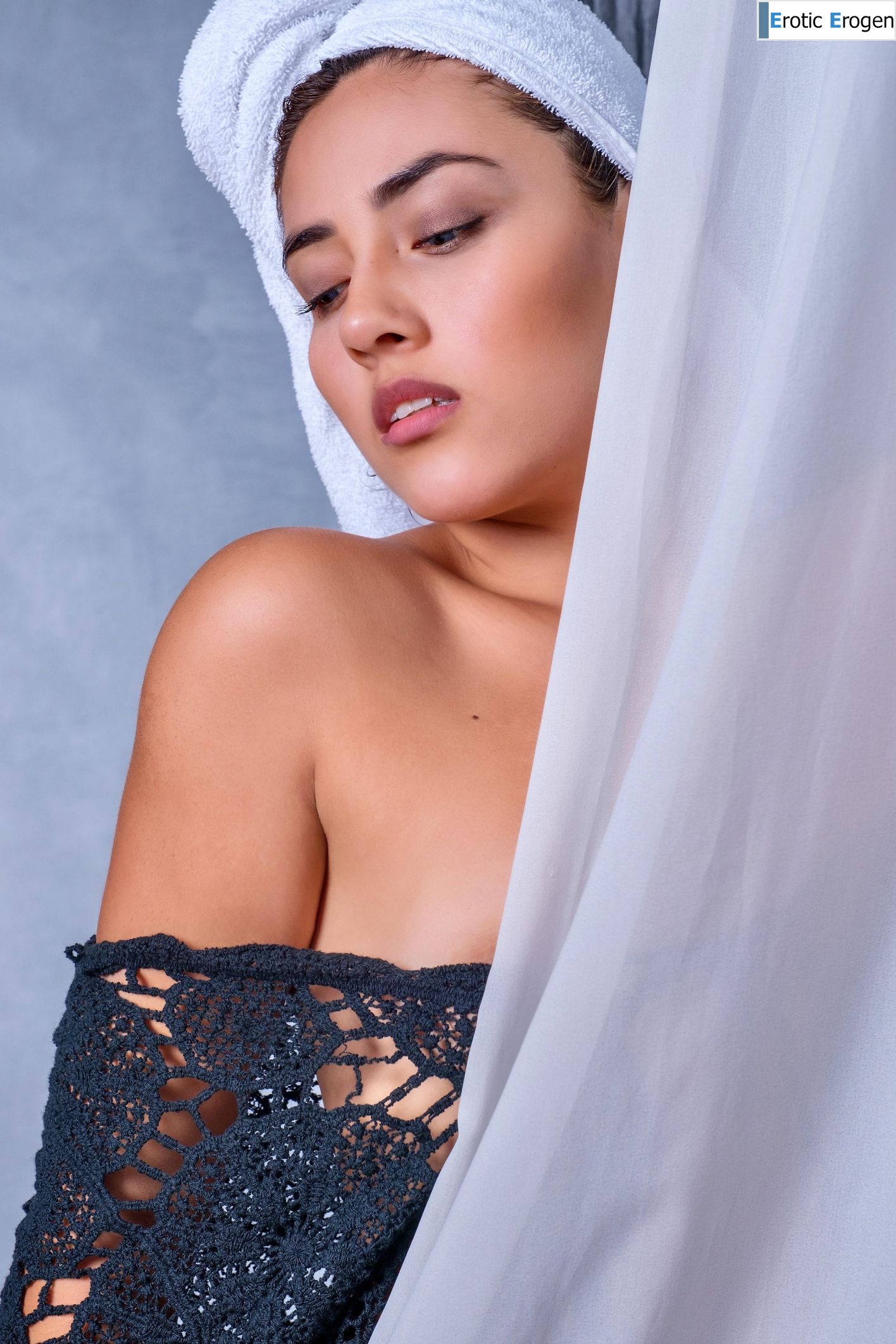 Squirrel in Naked Woman. Фото 8