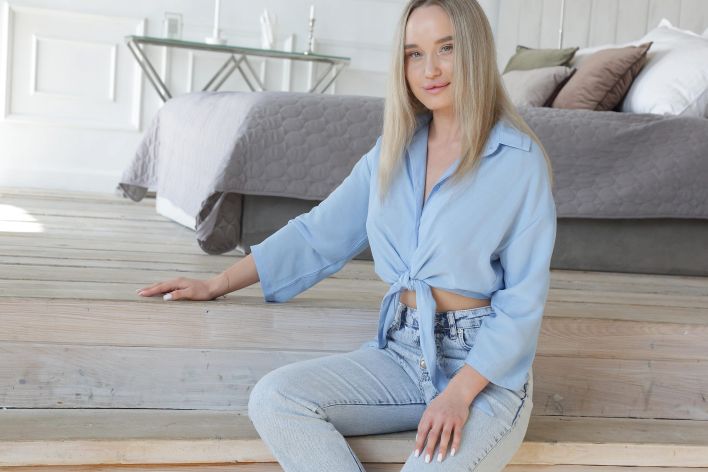 Olivia Myers in Naked Woman. Эскиз 2