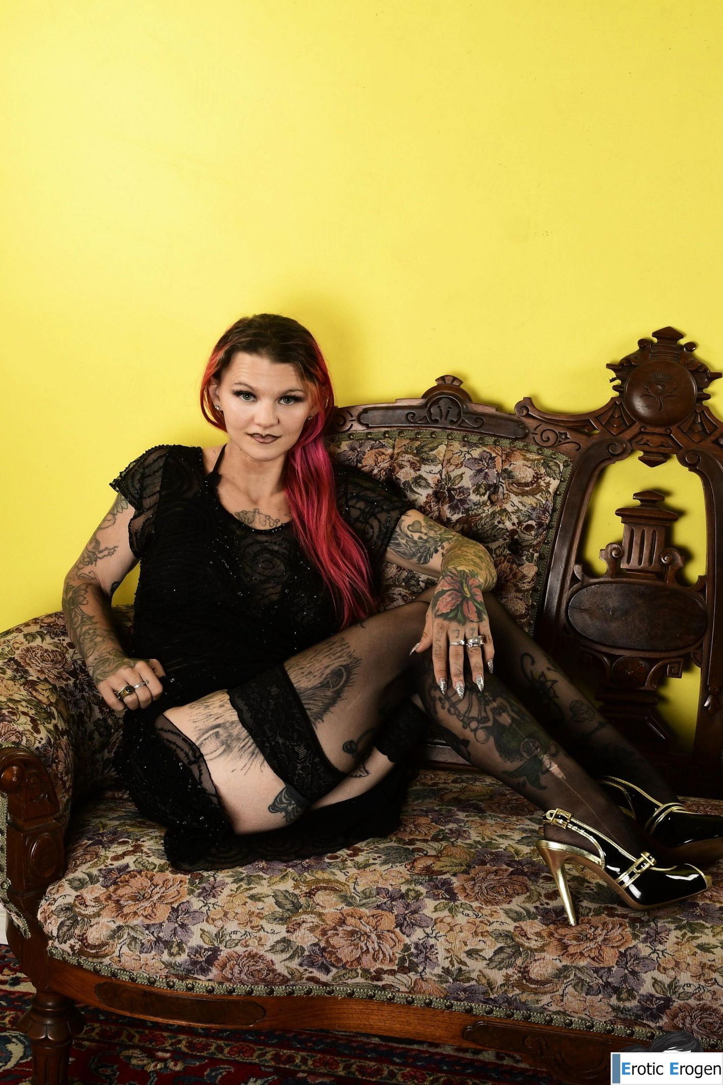 Pinkpashionhd in Vintage Blues. Picture 4