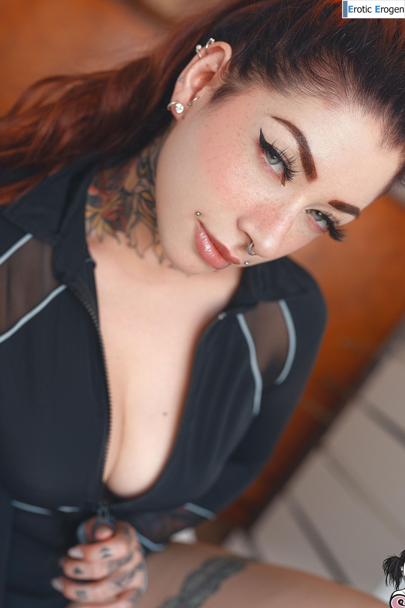 Alerose in Whoever Finds Me Finds A Treasure. Picture 3