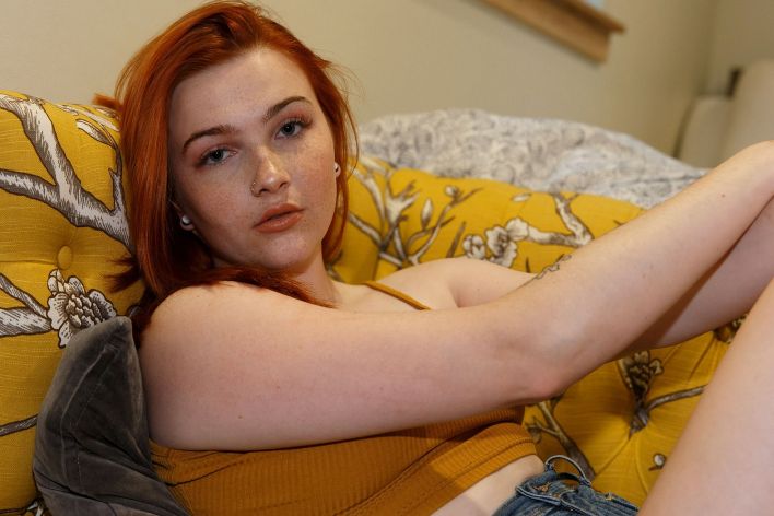 Rae Frederickson in Shares Joy. Эскиз 7