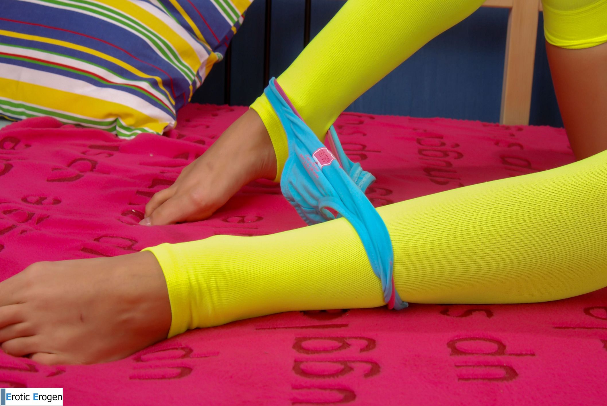 Penelope R in Sexy Yellow Stockings. Picture 24