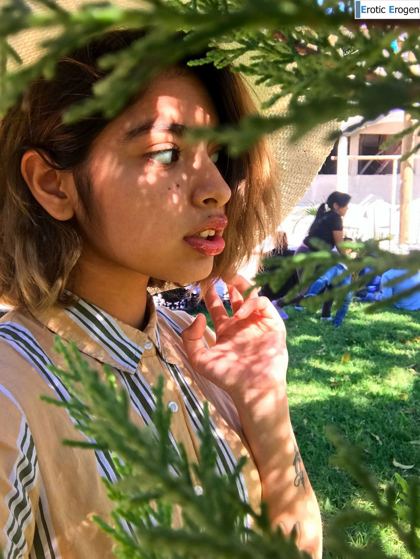 Hazel Heart in Them Apples. Picture 1