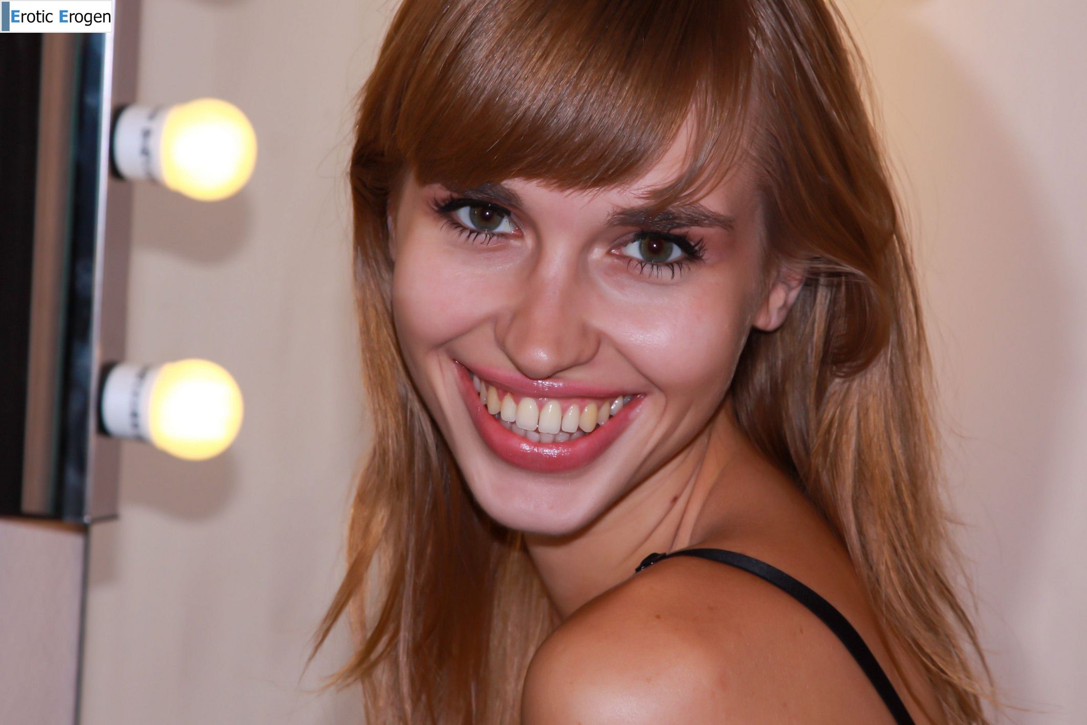 Natalia G in Beauty On Bed. Picture 26