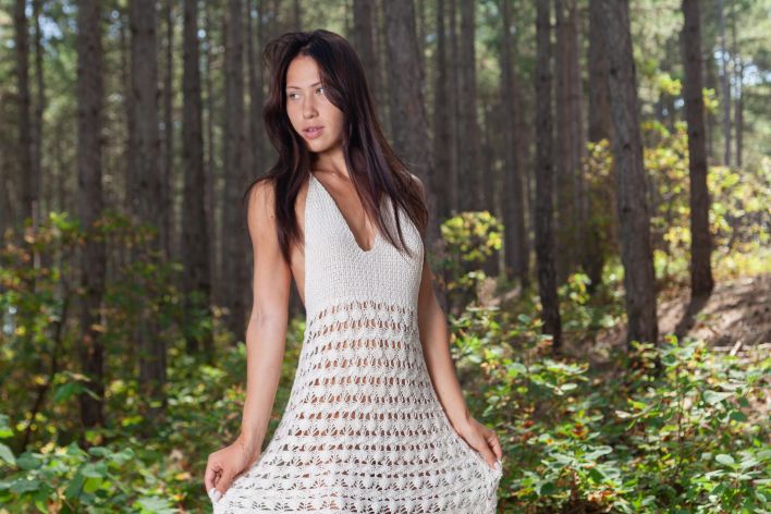 Melania in Naked Woman. Thumb 2