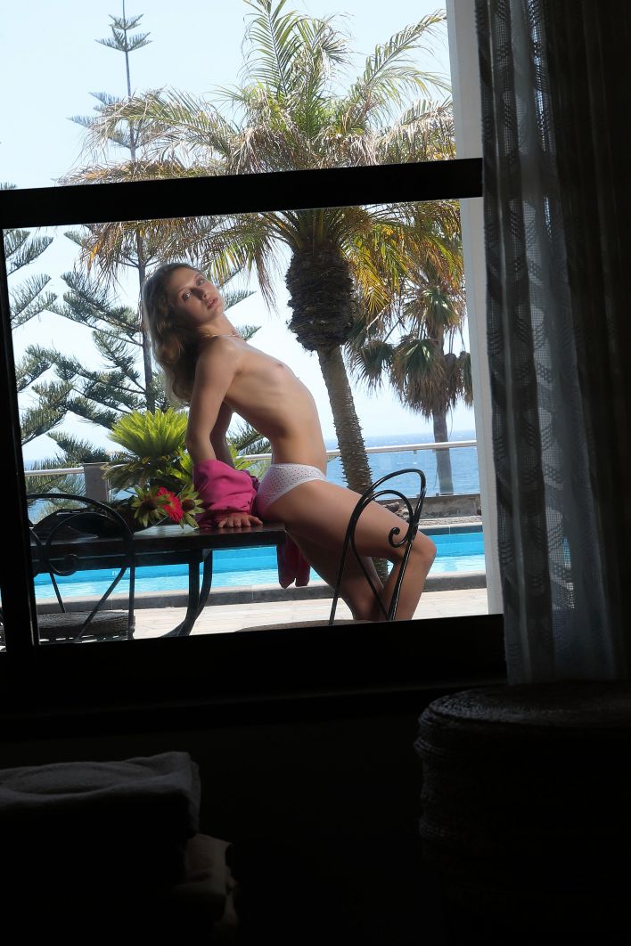 Clarice in Shoot Day Montage. Thumb 6