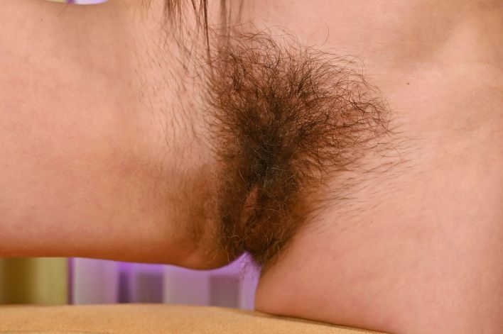 Camilla Benz in Sexy Woman. Эскиз 47