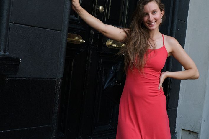 Julie Bernal in Thank You Red. Thumb 31