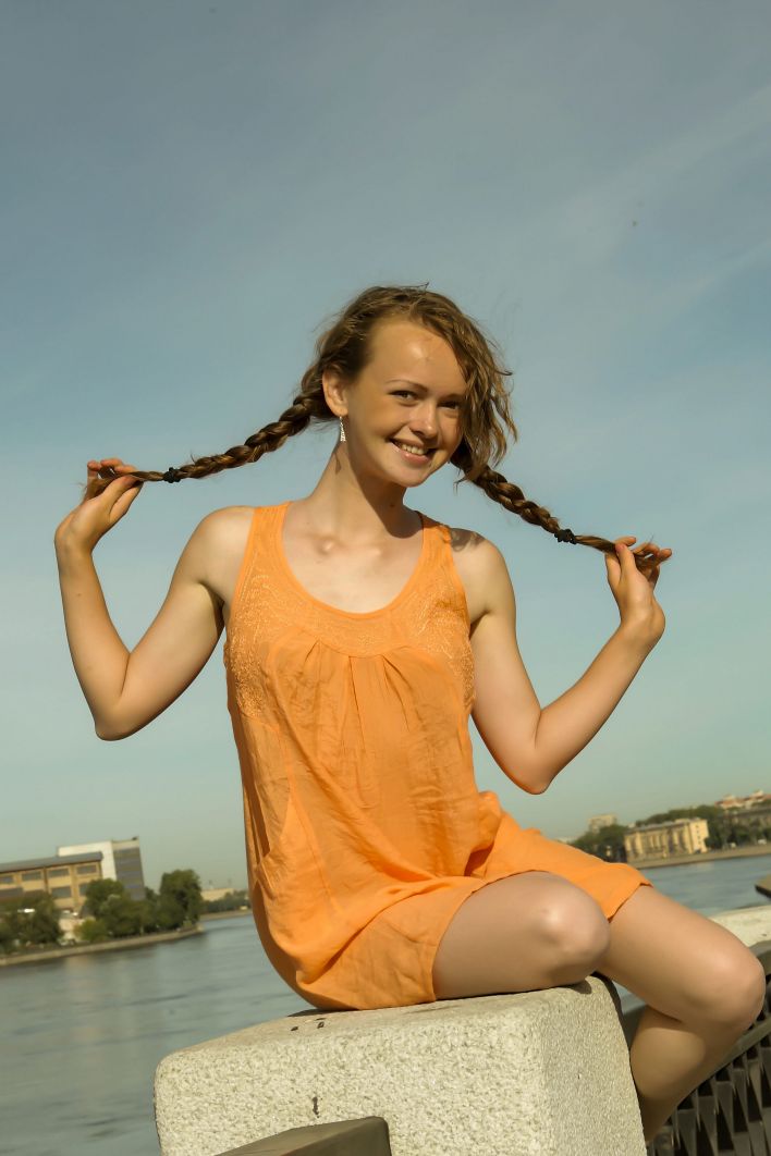 Vega in On The Streets. Thumb 3