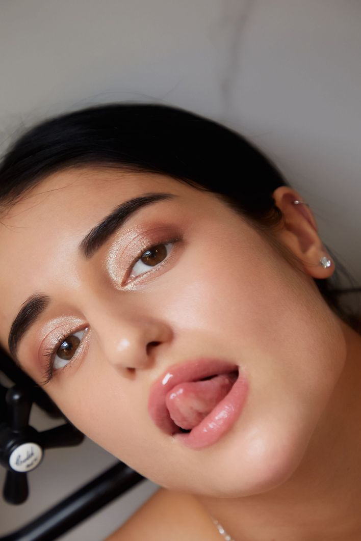 Ara Mix in Wet Heat. Эскиз 33