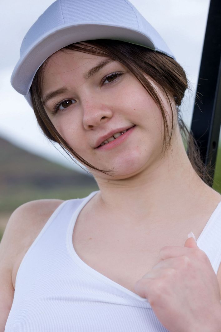 Matty in Play A Round. Thumb 16