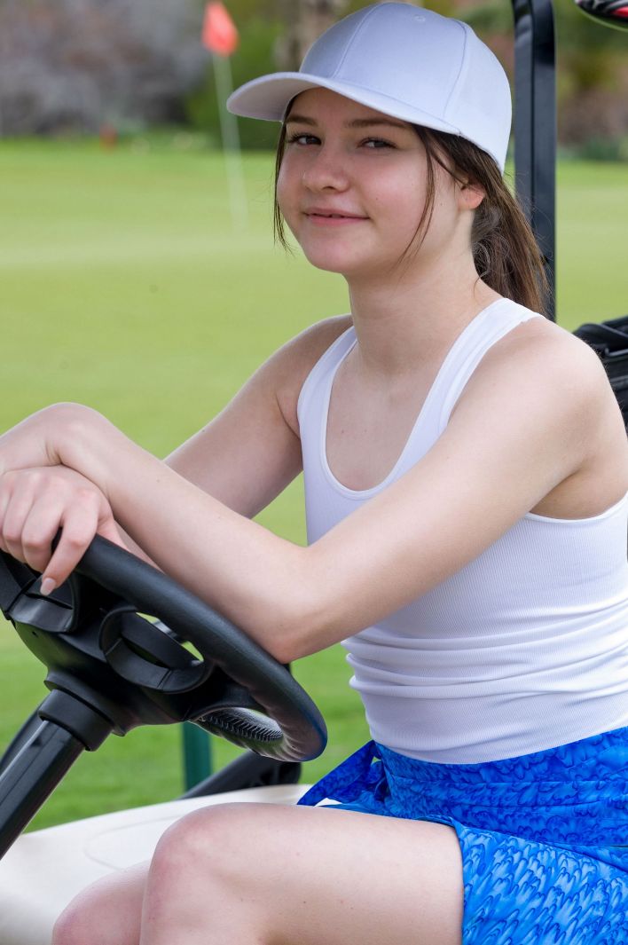 Matty in Play A Round. Thumb 5