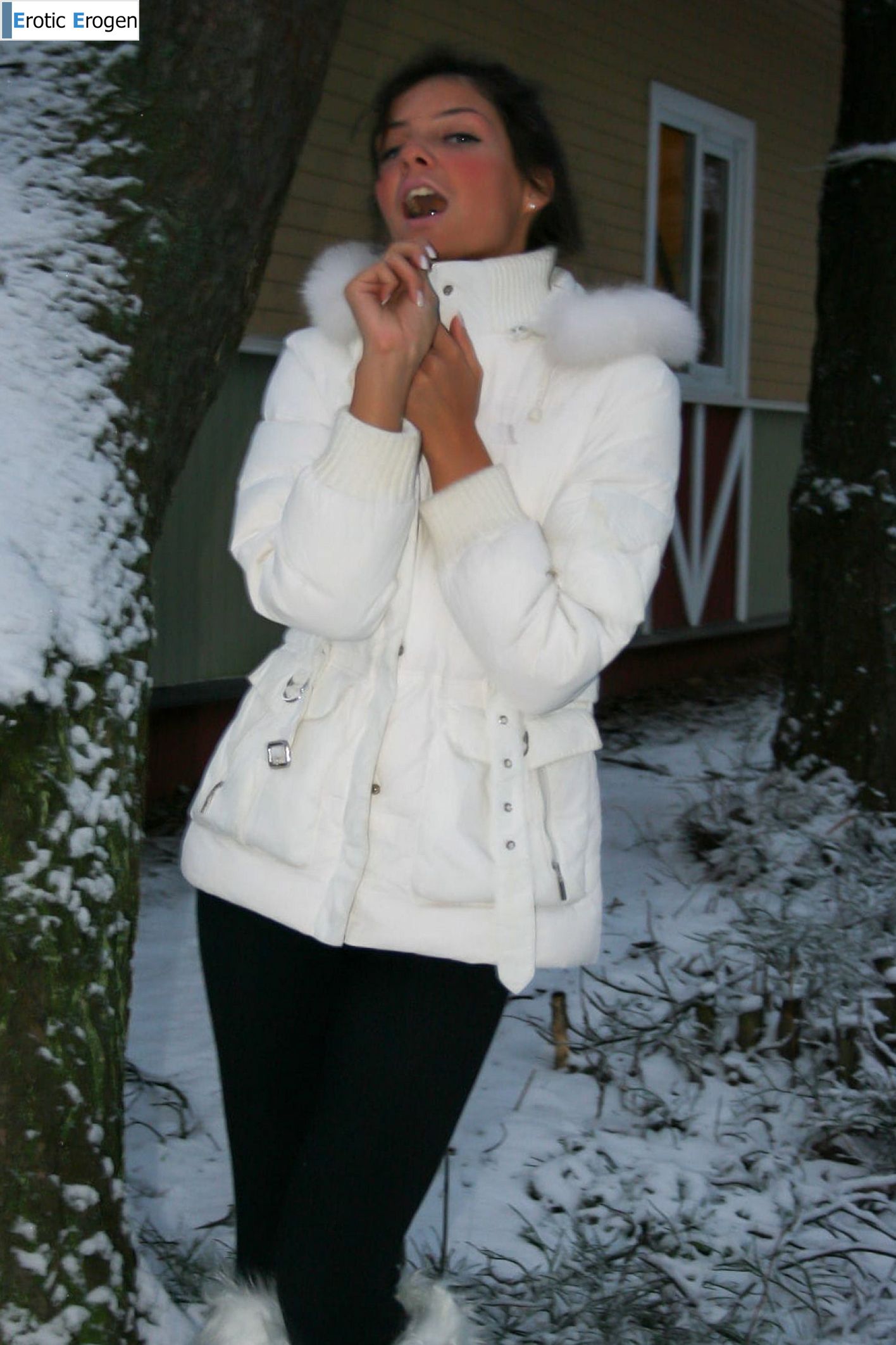 Isabella in Exhibitionist. Слайд 54