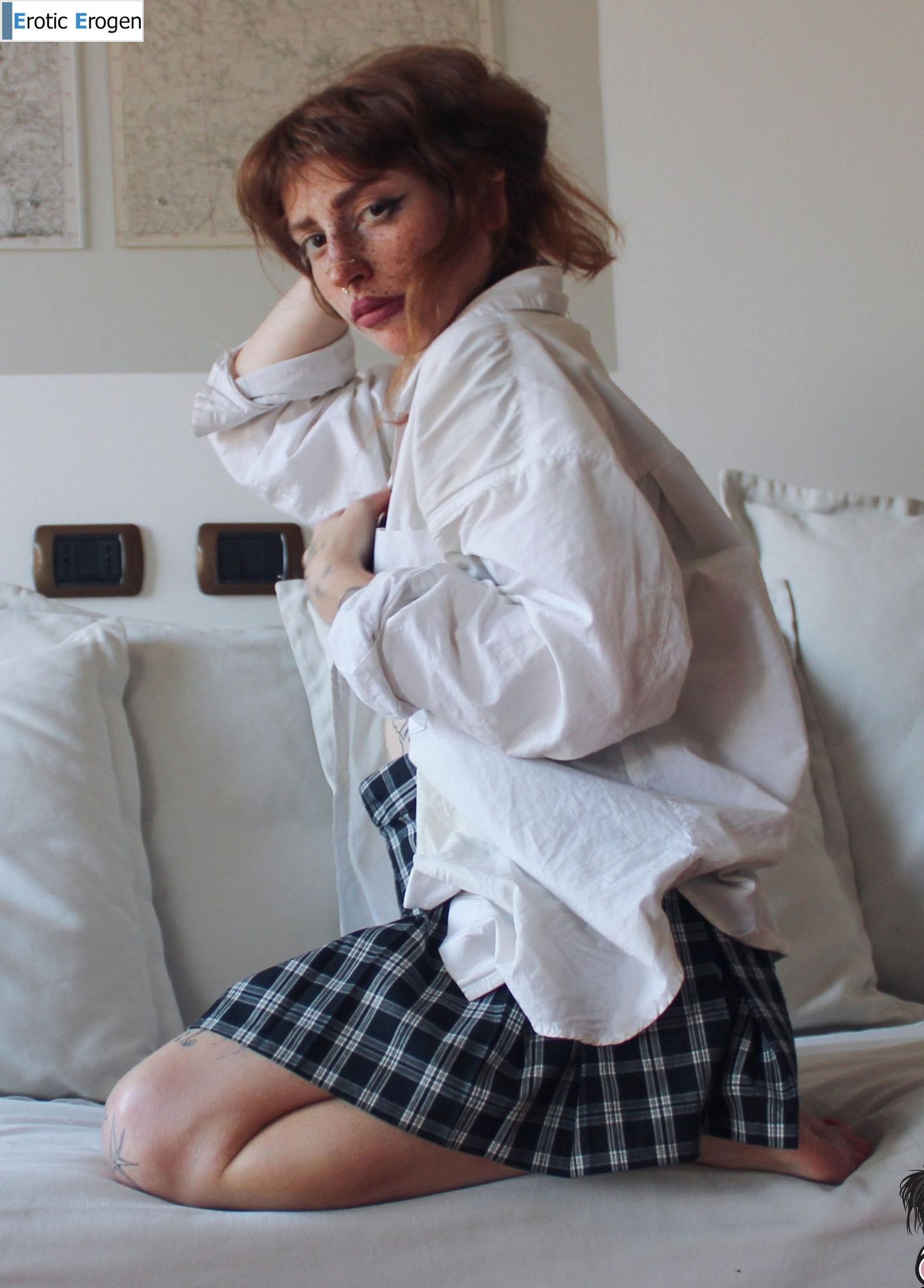 Coccoshark in Eat Me In A Lazy Afternoon. Slide 1