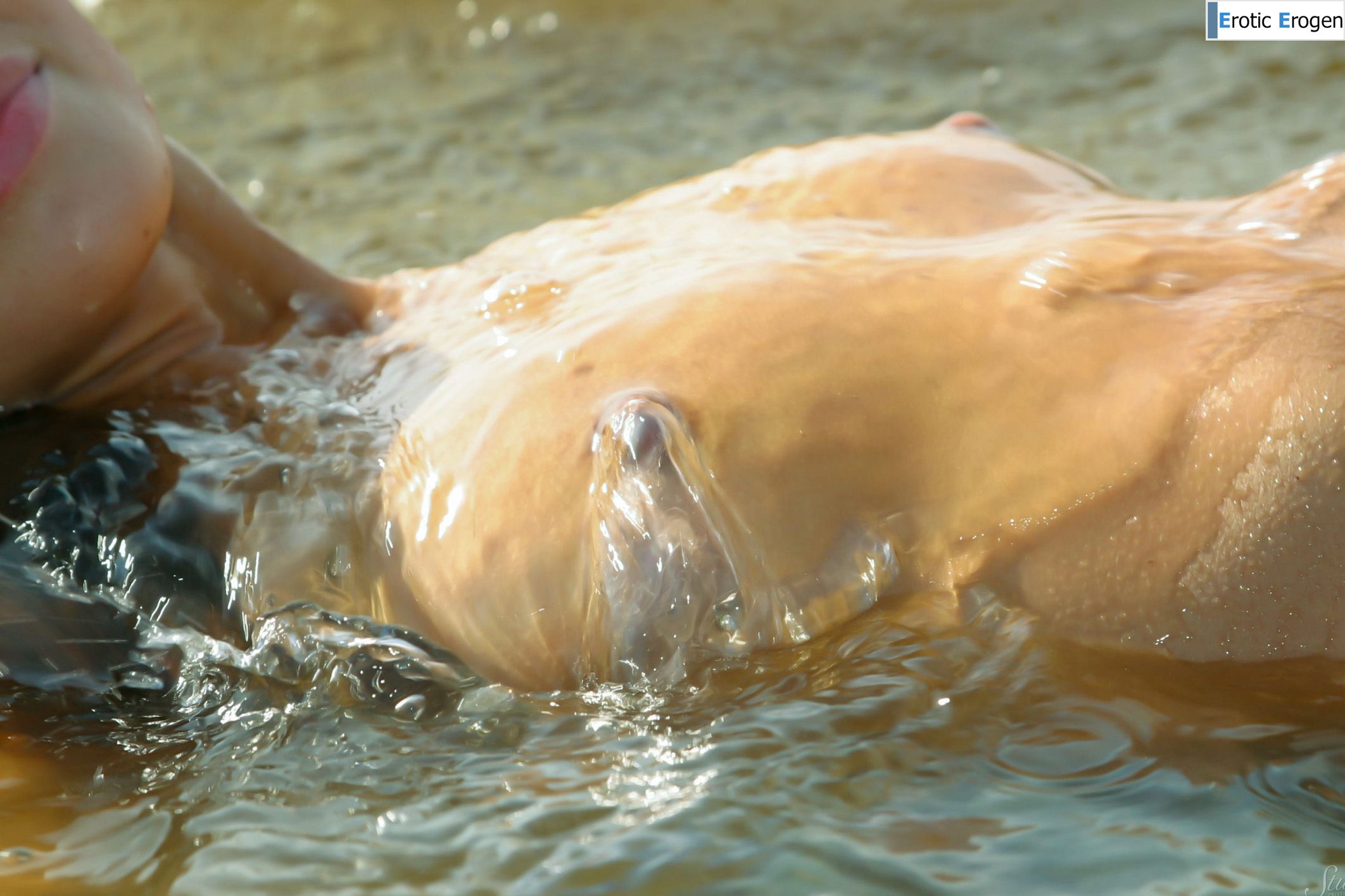 Tekla D in Splashing The Water. Slide 37