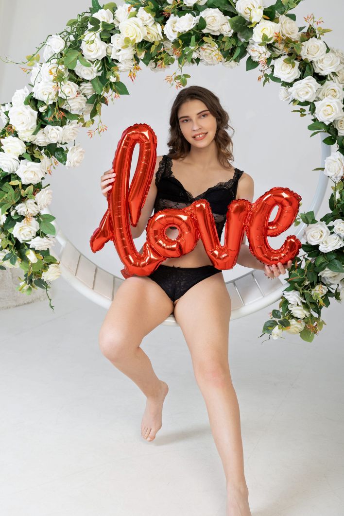 Constancia in Lovely. Thumb 8