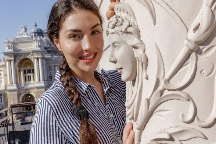 Electra Noir in Culture Club. Эскиз 4