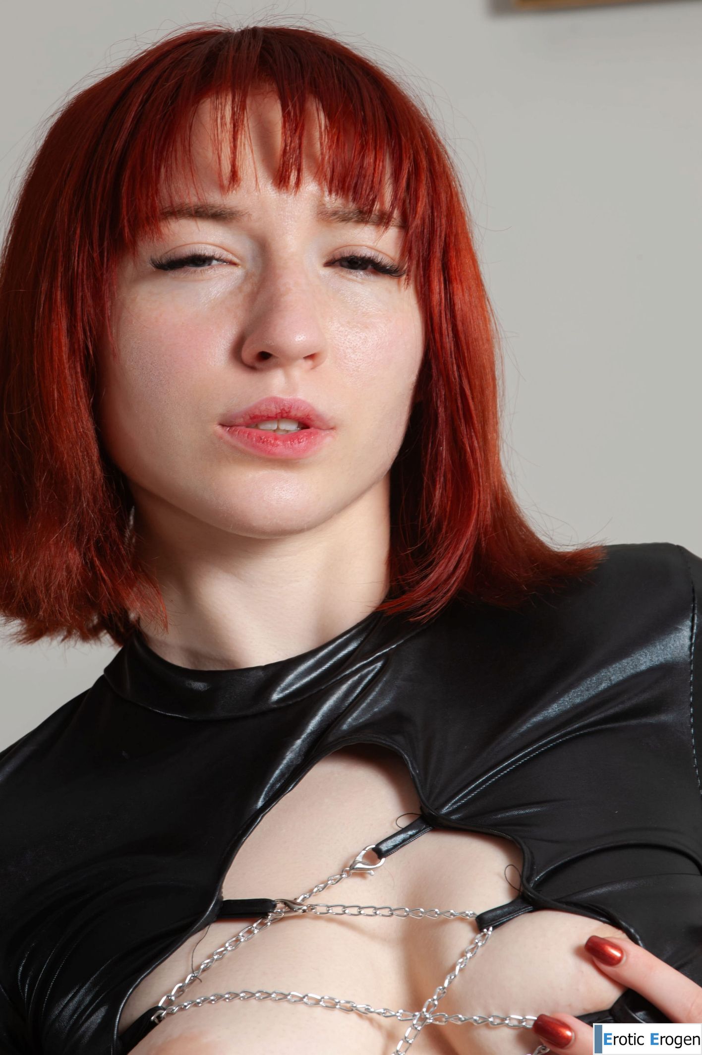 Lilly Mays in Anal Toy 1. Слайд 33