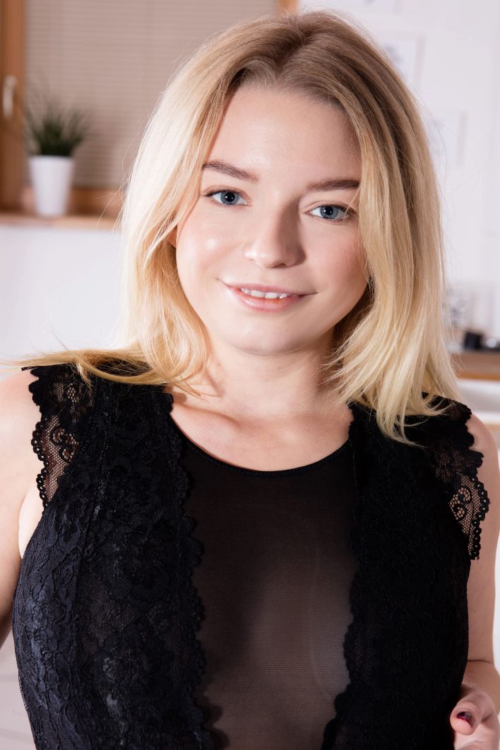 Jude in Cutie. Thumb 2