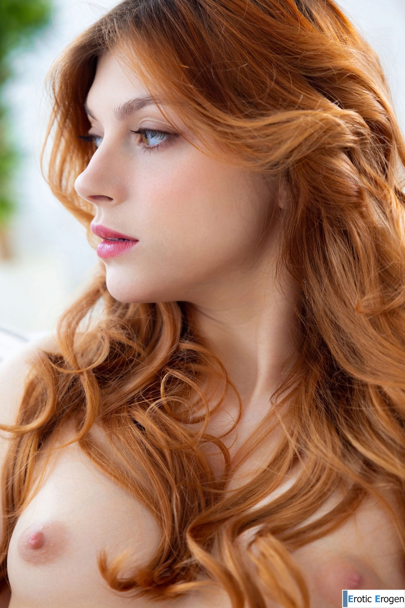 Naty Evans in Venus Goddess. Slide 34