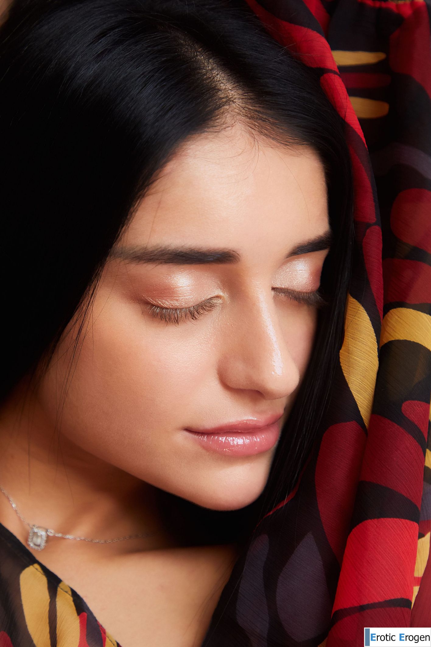 Ara Mix in Skylight. Slide 8