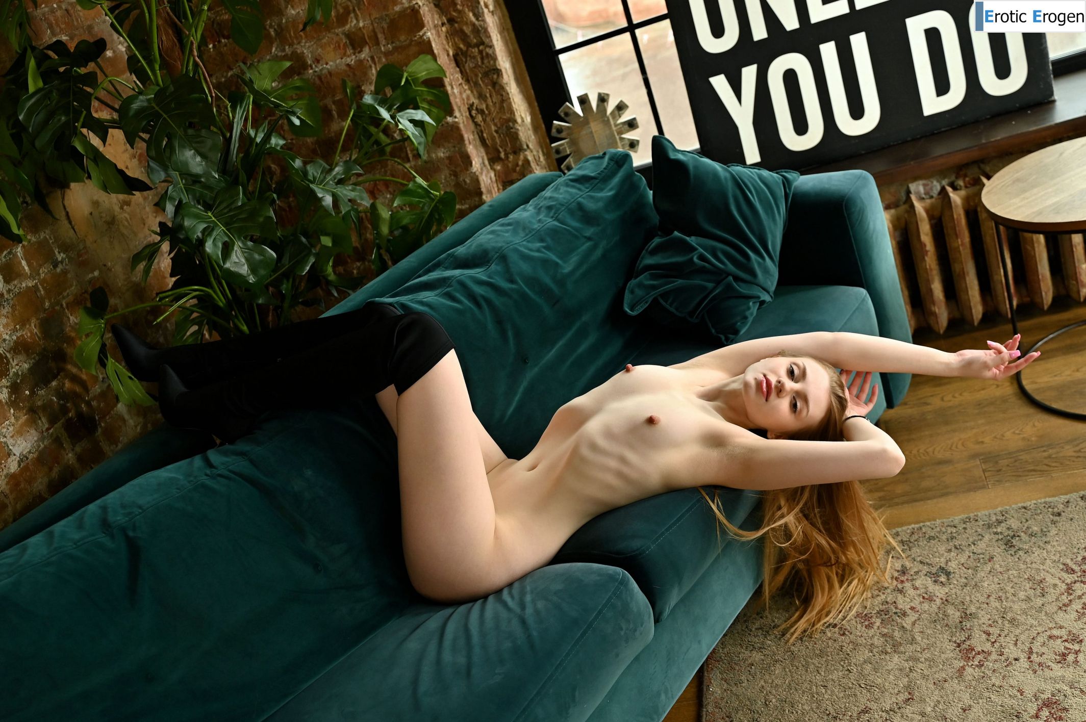 Emi Mur in Black Boots. Slide 21