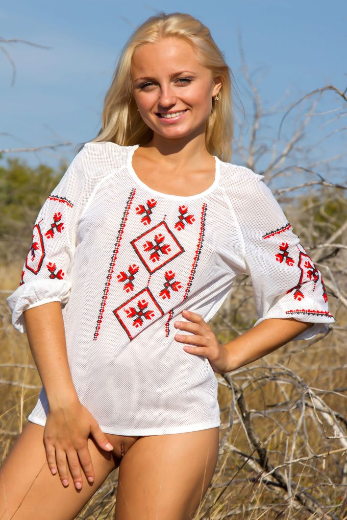 Adrienne in Early In The Morning. Thumb 2