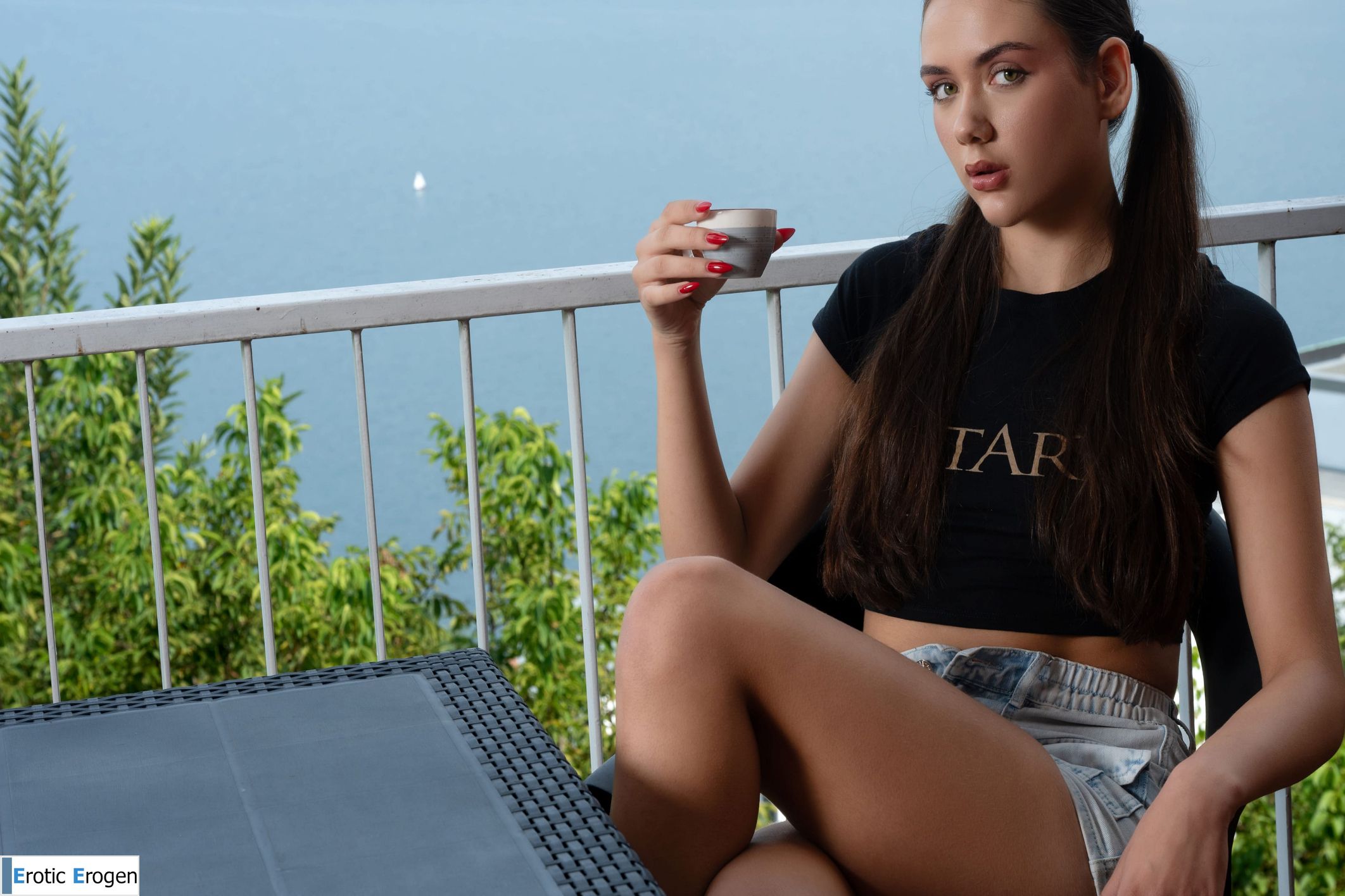 Vixi Rafi in Perfect Scenery. Слайд 1
