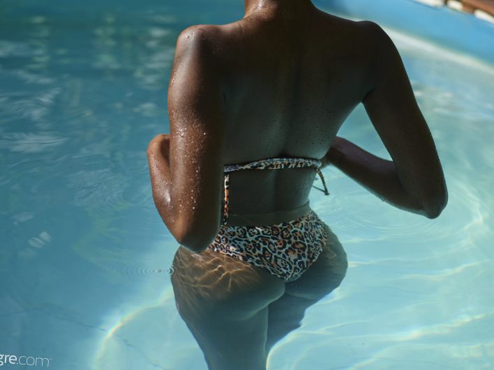 Katherina in Skinny Dipping. Thumb 22