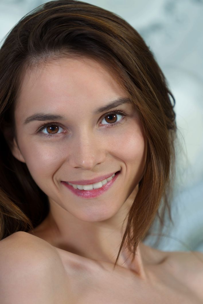 Leona Mia in Longing. Thumb 39