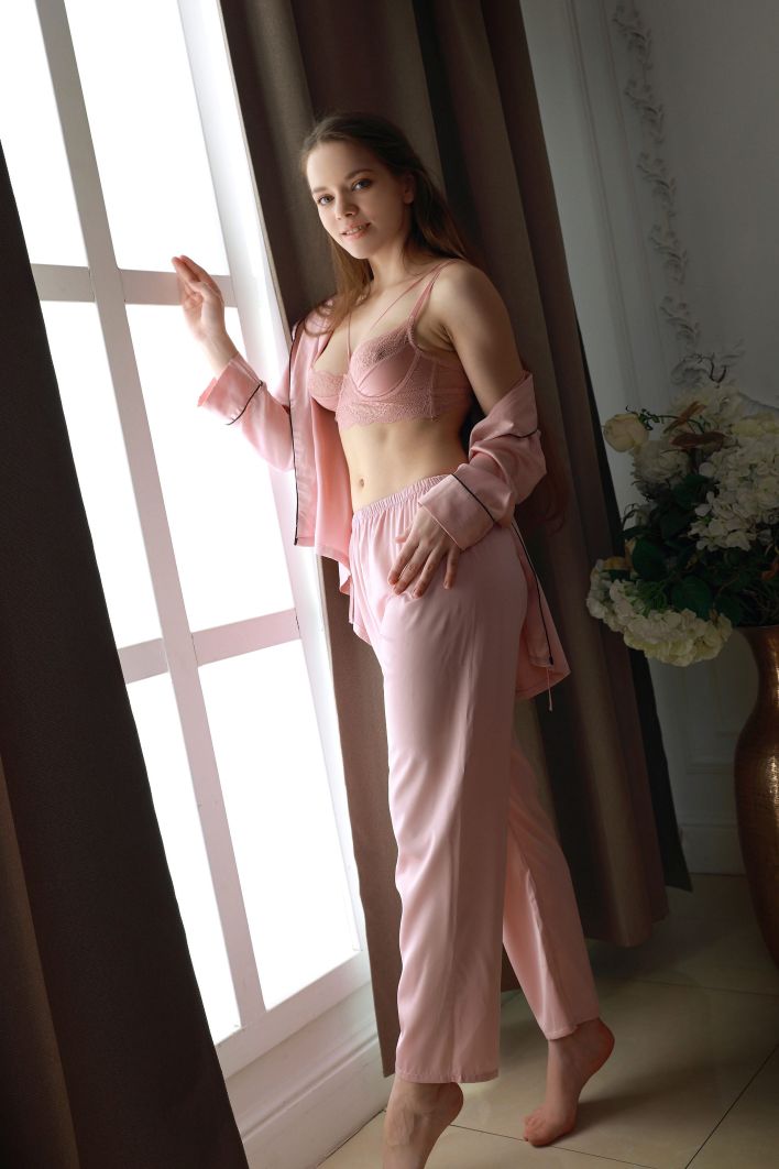 Flamy Nika in Satin Surprise. Эскиз 3