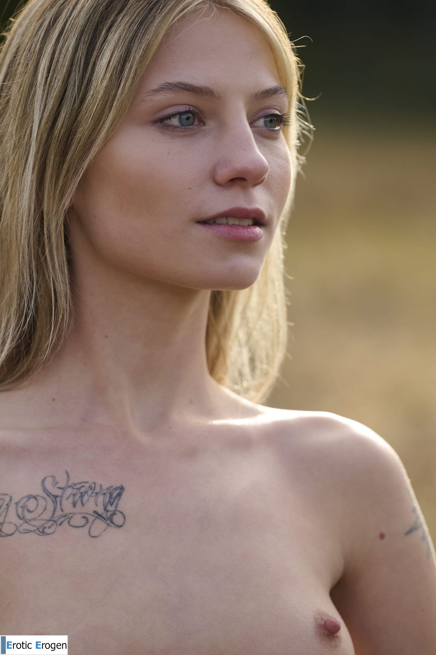 Molli in Naked Outdoors. Slide 6