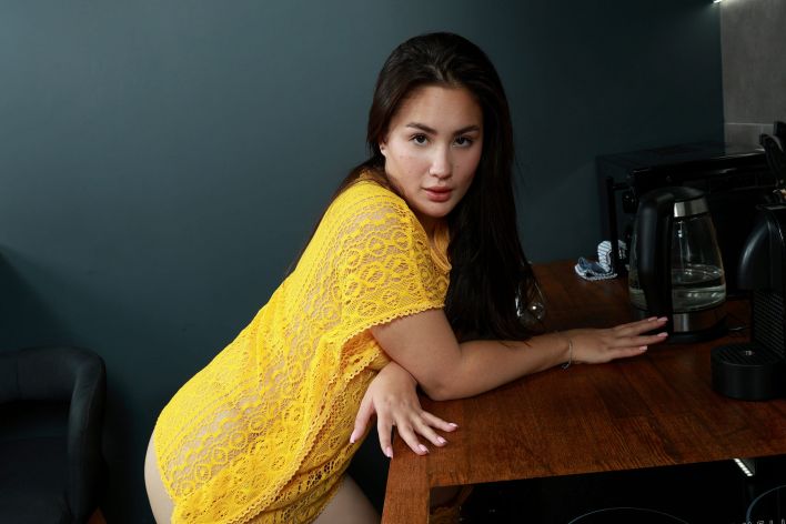 Amelia Ost in Yummy. Thumb 1